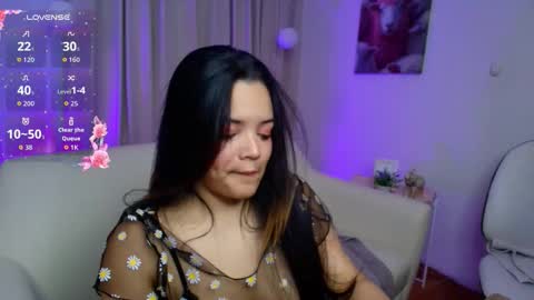 elli_snow online show from 11/12/25, 03:18