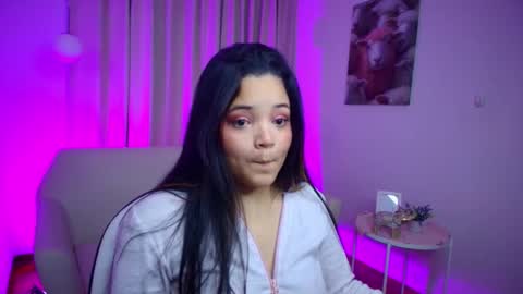 elli_snow online show from 11/26/25, 02:34