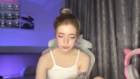 Snapshot of ellianagarnes chatting on 03/03/26, 08:04 ellianagarnes online show from 03/03/26, 08:04