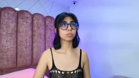 Ellie Bloom online show from 01/09/26, 06:42