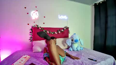 Snapshot of ellie_cute7 chatting on 06/03/26, 08:47 ellie_cute7 online show from 06/03/26, 08:47