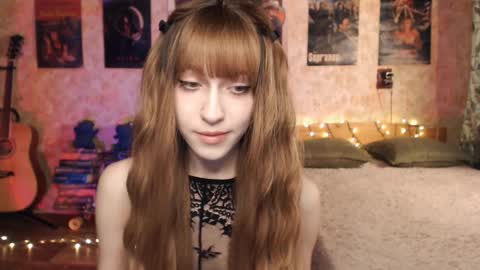 Snapshot of ellie_friendly chatting on 12/08/24, 11:51 ellie_friendly online show from 12/08/24, 11:51
