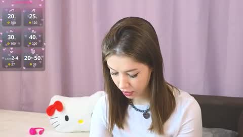 Snapshot of ellie_miller_ chatting on 10/11/25, 09:24 ellie online show from 10/11/25, 09:24