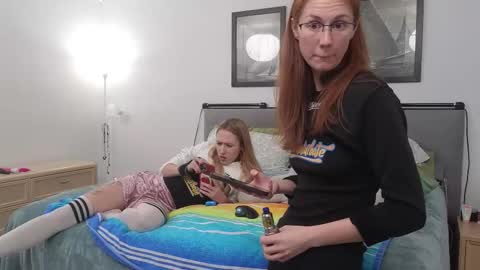 Ellie Murphy online show from 10/12/25, 06:56