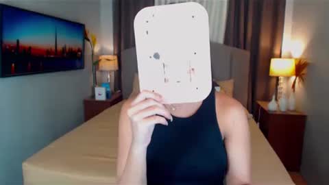 ellie online show from 02/01/25, 02:37