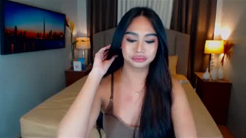 ellie online show from 02/08/25, 09:25