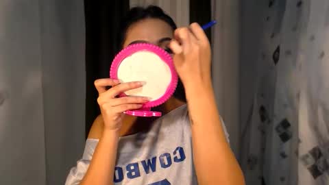 ellie online show from 12/17/25, 06:47