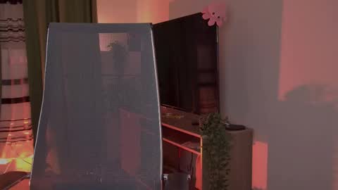 elliecutes online show from 05/25/26, 05:46