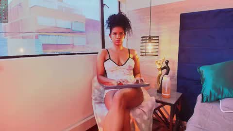 elliee_alves online show from 01/16/26, 12:42