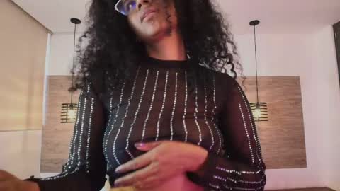 elliee_alves online show from 04/08/26, 05:02