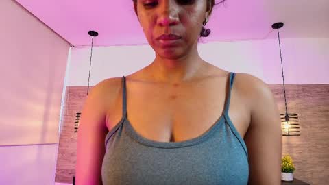 Snapshot of elliee_alves chatting on 06/01/26, 05:58 elliee_alves online show from 06/01/26, 05:58