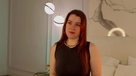 EllieLarson online show from 02/01/26, 05:11
