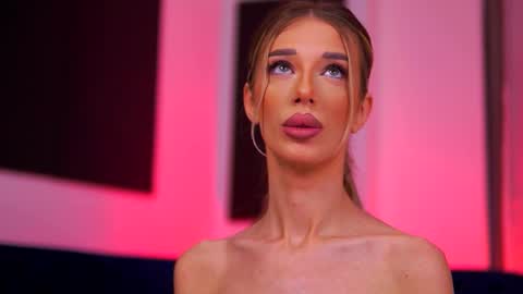 Ellie online show from 12/19/25, 04:30