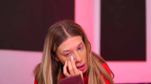 Ellie online show from 01/13/26, 06:40