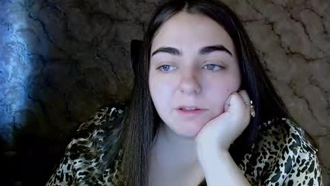 Ellie online show from 09/13/25, 11:54