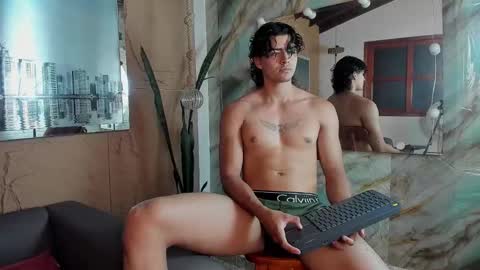 Elloit Colton online show from 11/29/25, 08:12