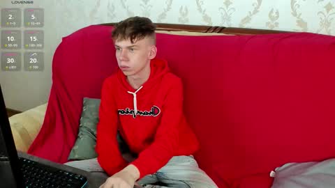 elliot_mars_ online show from 09/25/25, 06:22