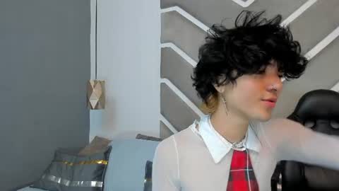 elliotvolkov online show from 07/24/26, 01:31