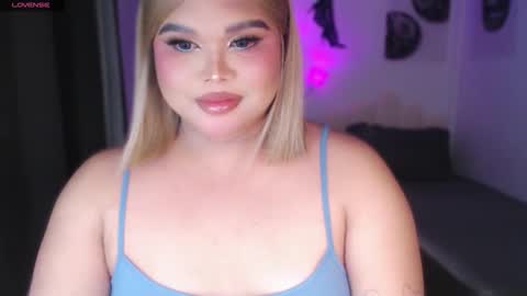 Ellise online show from 05/05/26, 03:42