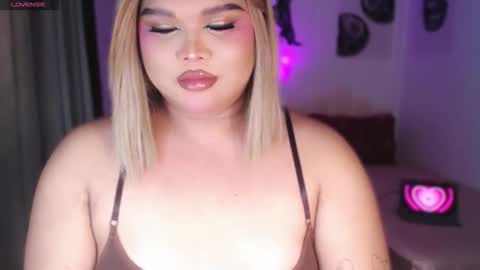 Ellise online show from 05/16/26, 11:46