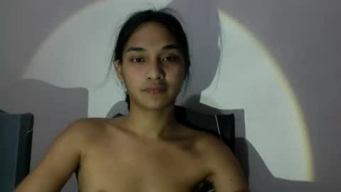 Snapshot of ellorrey chatting on 06/18/26, 12:20 ELLORREY online show from 06/18/26, 12:20
