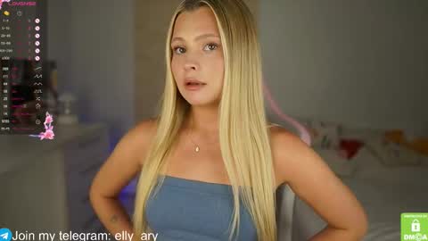 elly_ary online show from 09/15/25, 05:13