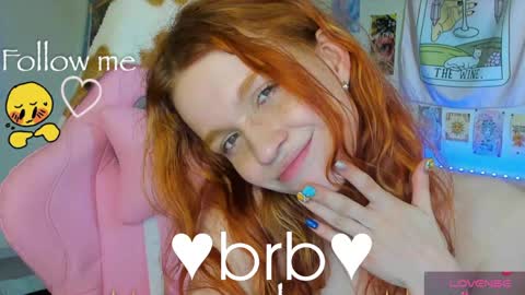 Snapshot of elly_milas chatting on 06/02/26, 10:39 Elly Fansly online show from 06/02/26, 10:39