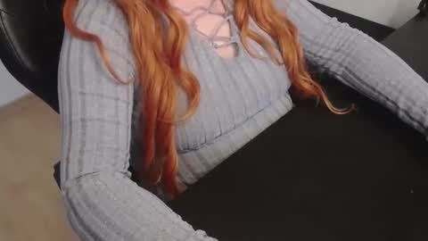 Elly online show from 01/13/26, 02:44