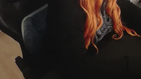 Elly online show from 02/17/26, 04:57