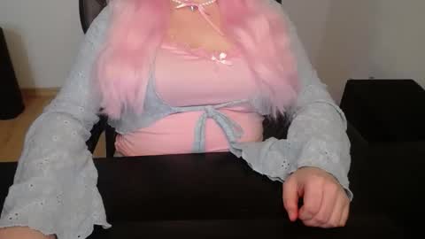 Elly online show from 03/14/26, 09:04