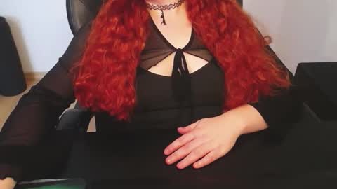 Elly online show from 04/08/26, 07:19