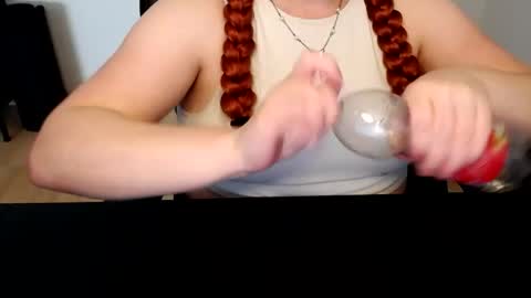 Elly online show from 06/17/26, 12:07