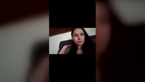 ellyadavis online show from 11/28/25, 07:33