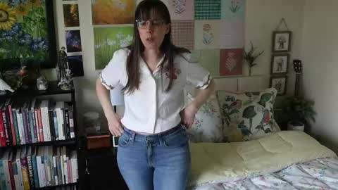 Snapshot of ellynaomi chatting on 05/08/26, 05:18 Elly Naomi online show from 05/08/26, 05:18