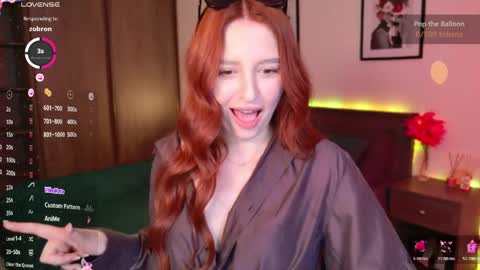 Snapshot of ellypeach chatting on 05/20/26, 11:16 EllyPeach online show from 05/20/26, 11:16