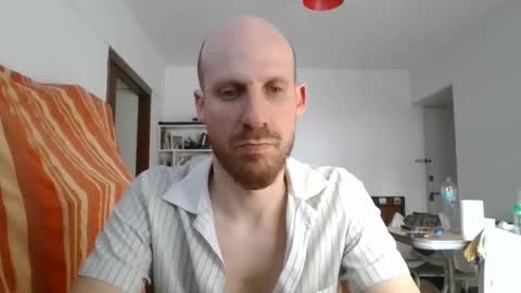 Snapshot of elmatirestrepo chatting on 12/20/24, 07:39 Mati Restrepo online show from 12/20/24, 07:39