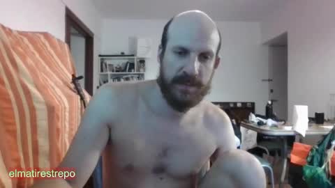 Snapshot of elmatirestrepo chatting on 02/09/25, 10:43 Mati Restrepo online show from 02/09/25, 10:43