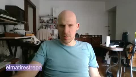 Snapshot of elmatirestrepo chatting on 09/17/25, 07:37 Mati Restrepo online show from 09/17/25, 07:37