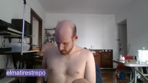 Snapshot of elmatirestrepo chatting on 10/10/25, 12:48 Mati Restrepo online show from 10/10/25, 12:48