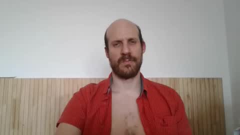 Snapshot of elmatirestrepo chatting on 04/12/26, 07:41 Mati Restrepo online show from 04/12/26, 07:41
