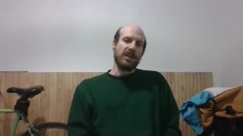 Snapshot of elmatirestrepo chatting on 04/25/26, 11:35 Mati Restrepo online show from 04/25/26, 11:35