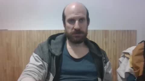 Snapshot of elmatirestrepo chatting on 04/29/26, 11:33 Mati Restrepo online show from 04/29/26, 11:33