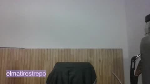 Snapshot of elmatirestrepo chatting on 05/22/26, 02:40 Mati Restrepo online show from 05/22/26, 02:40