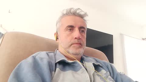 Snapshot of elmejorfvb2 chatting on 12/23/24, 03:23 fer online show from 12/23/24, 03:23