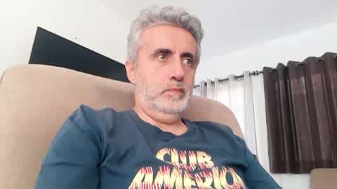 Snapshot of elmejorfvb2 chatting on 11/21/25, 06:28 fer online show from 11/21/25, 06:28