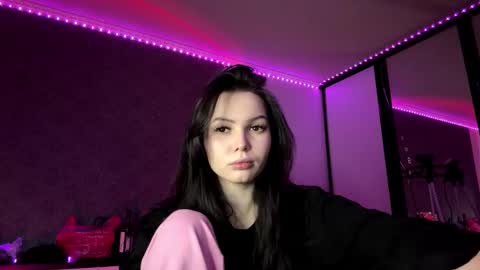 Tiny online show from 03/04/26, 09:37