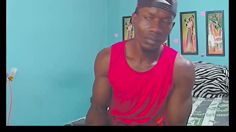 Snapshot of elmiltonnjakee chatting on 02/14/26, 07:10 elmiltonnjakee online show from 02/14/26, 07:10