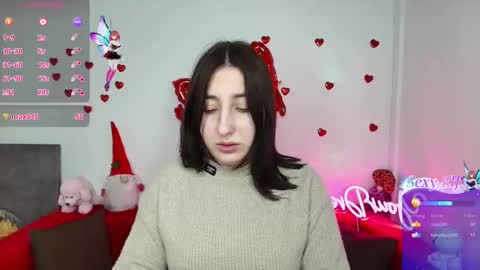 Snapshot of elmirapowers chatting on 02/12/25, 12:55 elmirapowers online show from 02/12/25, 12:55