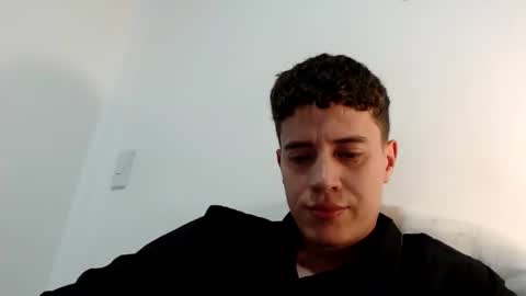 elmono33 online show from 12/16/25, 06:24