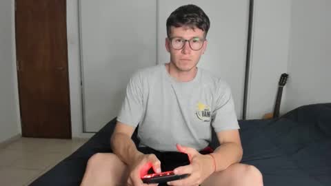 elnenedearg online show from 11/27/25, 01:18